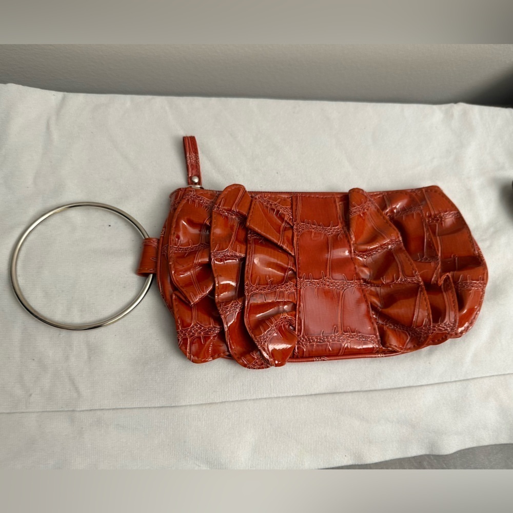 Chateau Wristlet /  Clutch